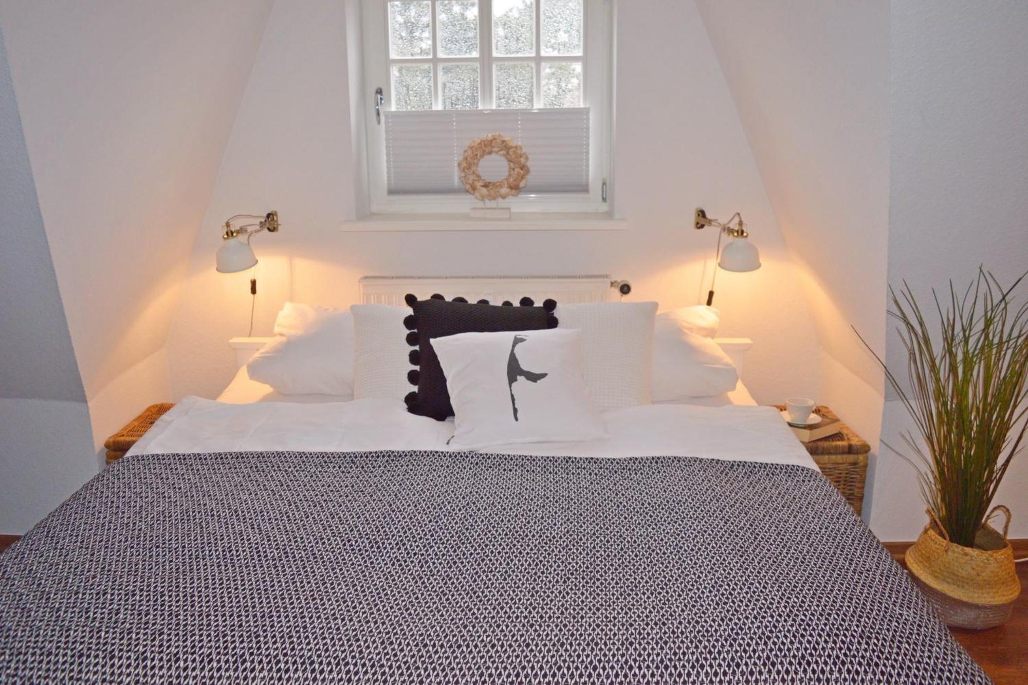 Morderne 3-Zimmerwohnung In Einer Hausscheibe Unter Reet Westerland Exteriör bild